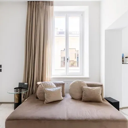 Manin Grand House Apartament